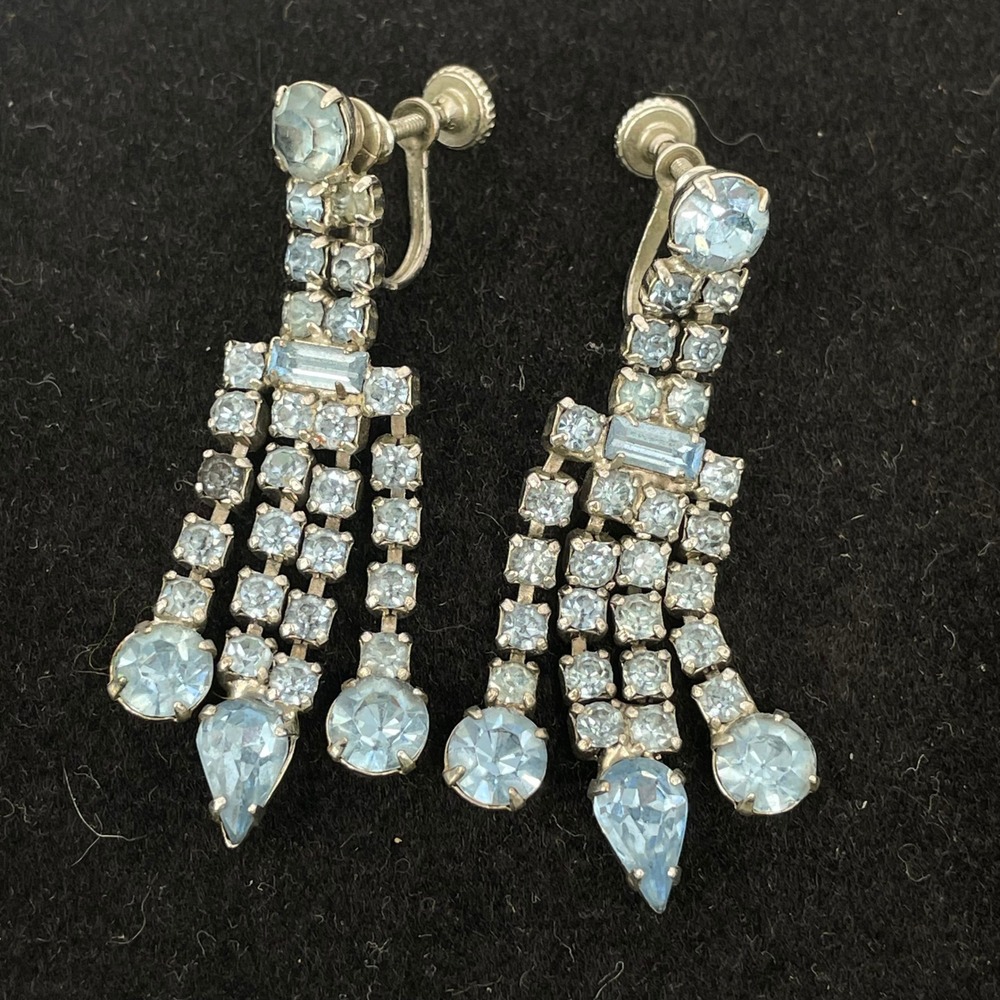 Vintage Light Blue Rhinestone Chandelier Dangle Screw Back Earrings Silver‎ Tone